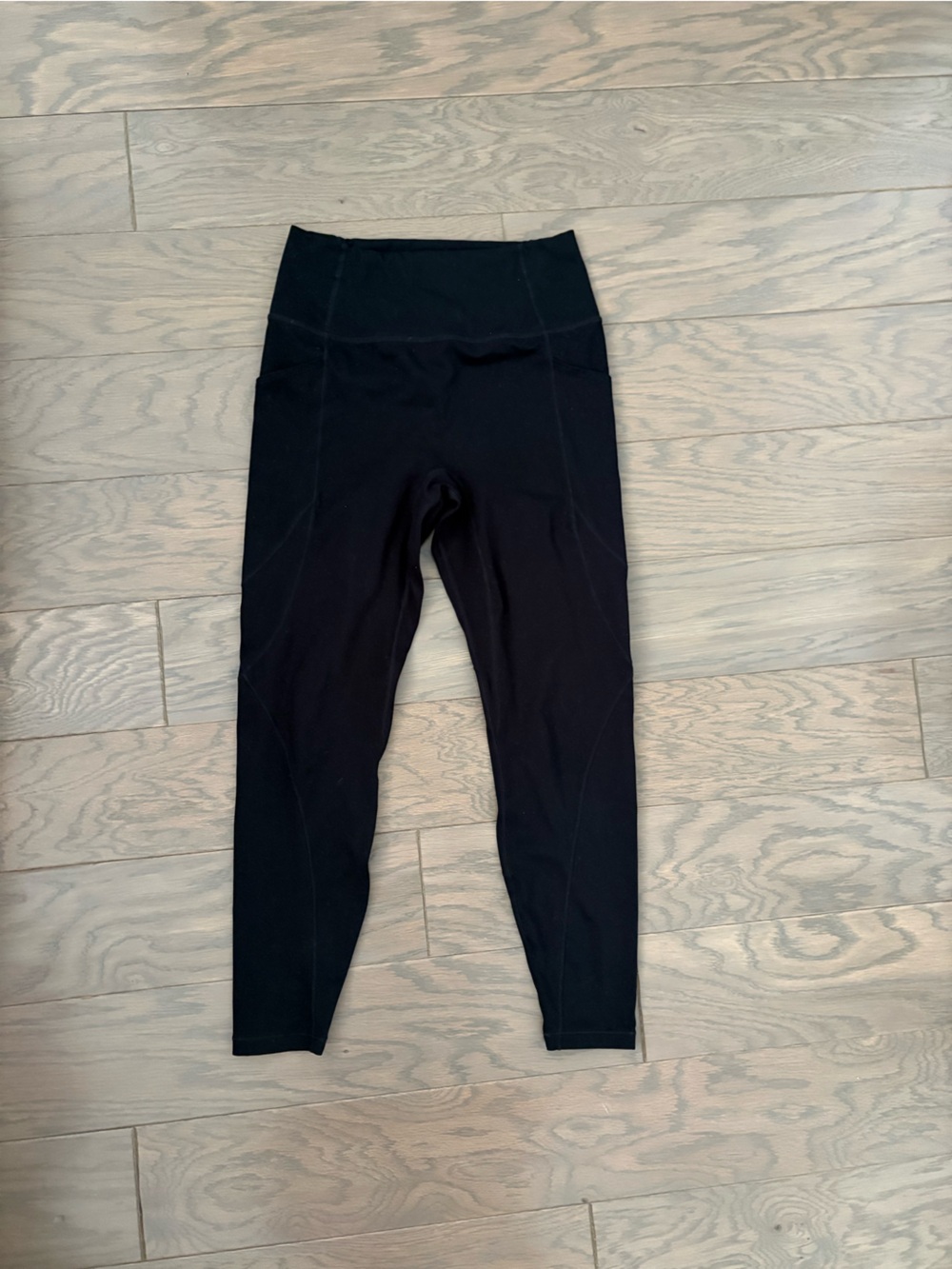 Women's High-Waist Black Leggings w Pockets